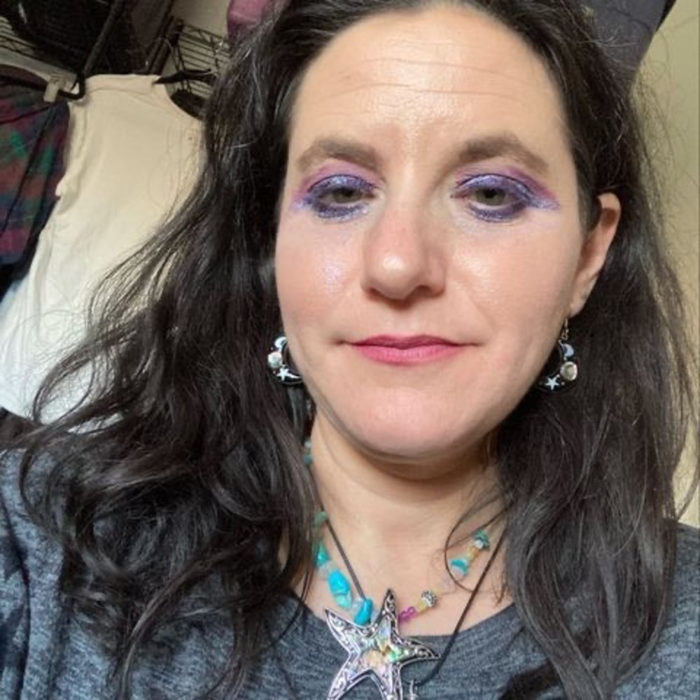 Meet your Posher, Andrea